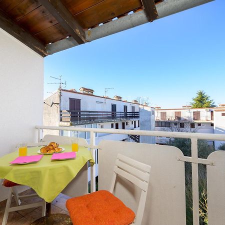 Apartment Pinjola Poreč Exteriör bild