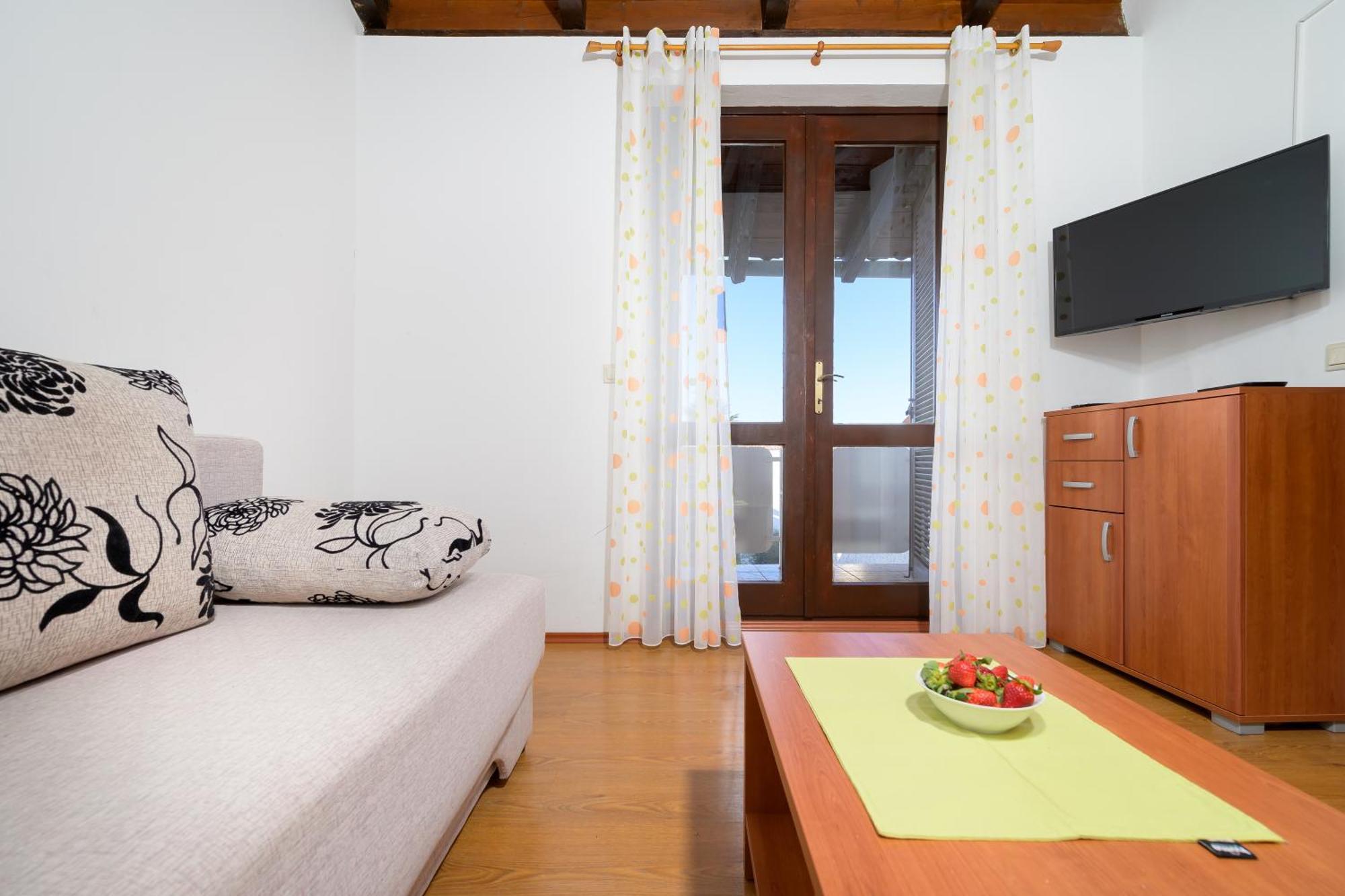 Apartment Pinjola Poreč Exteriör bild