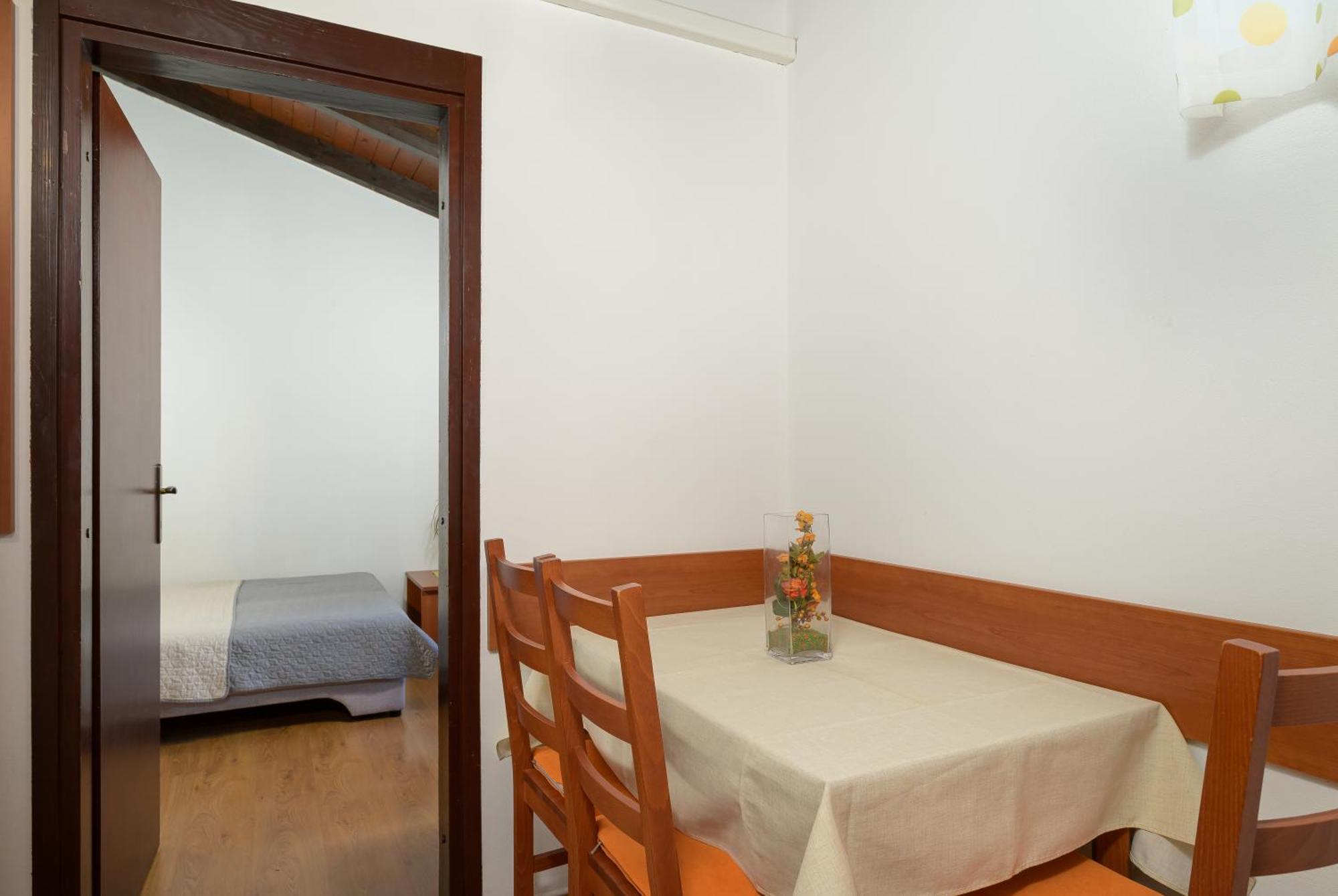 Apartment Pinjola Poreč Exteriör bild