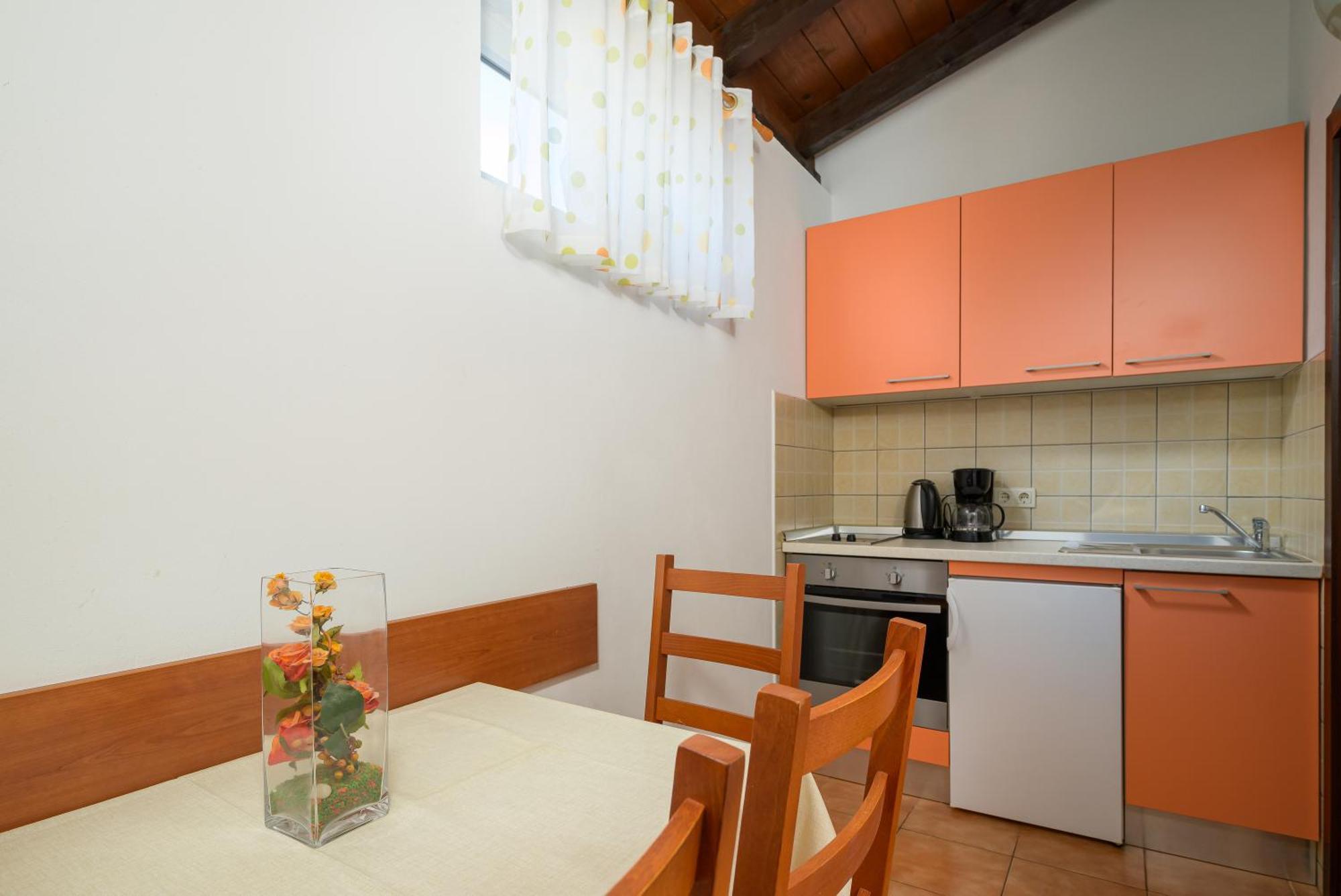 Apartment Pinjola Poreč Exteriör bild